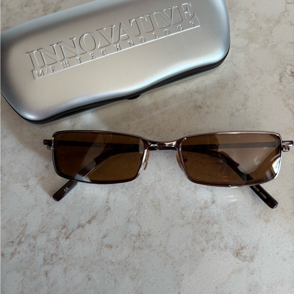 Vintage Innovative Technology Bronze Metal Magnetic Clip Sunglass Set. IMF512.